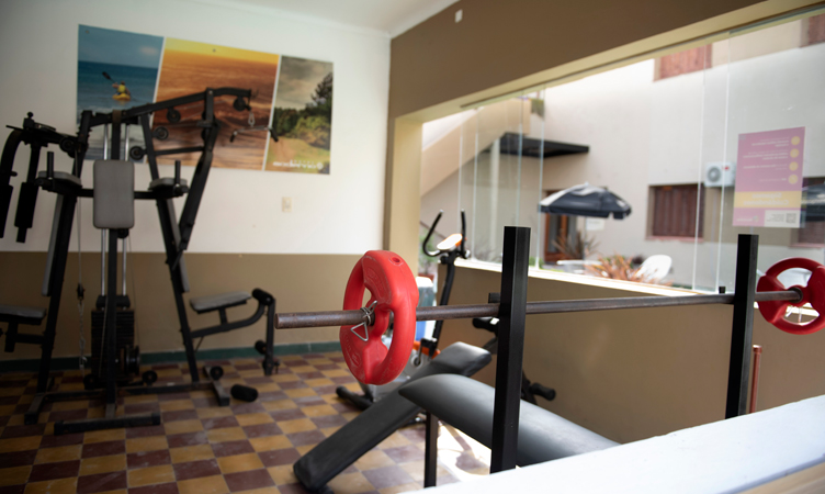 DESAYUNO HOTEL MODERNO